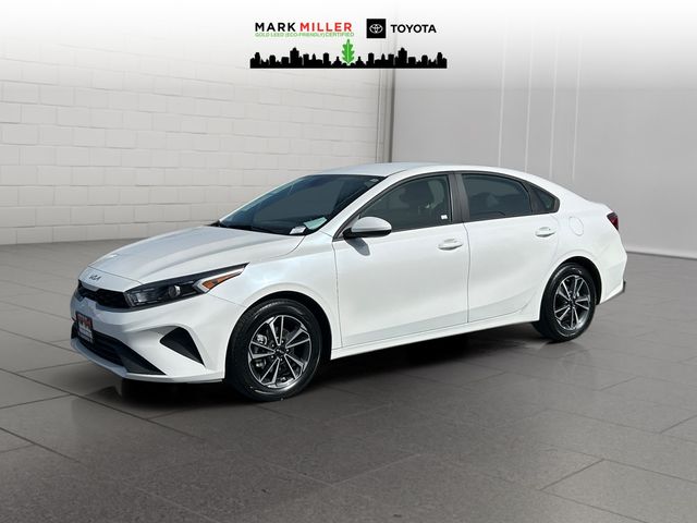 2024 Kia Forte LXS FWD