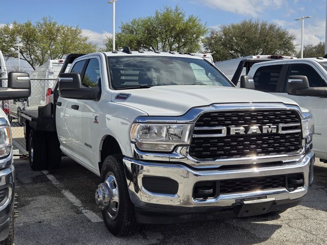 2024 RAM 3500 Chassis SLT Crew Cab LB DRW 4WD