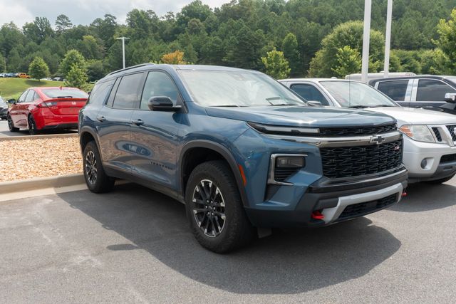 Used 2024 Chevrolet Traverse SUV