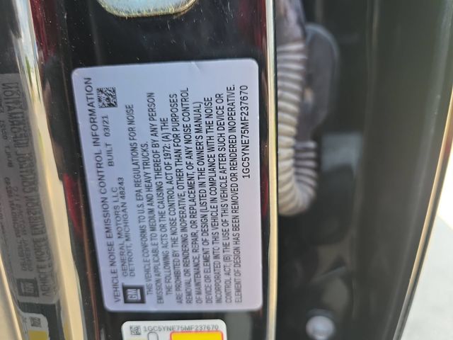 Used 2021 Mosaic Black Metallic Chevrolet LT image 34