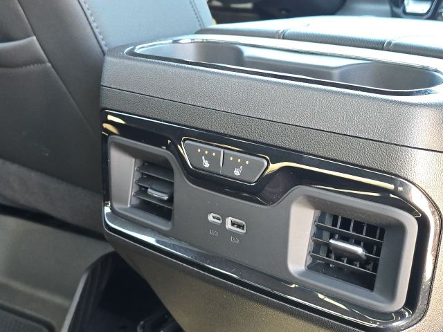 2025 GMC Sierra 1500 AT4:168537A