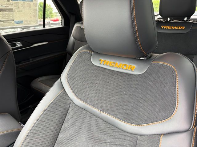 New 2026 Gray Ford Tremor image 15