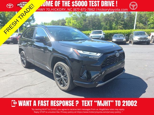 2023 Toyota RAV4 Hybrid SE AWD's photo