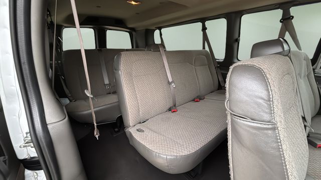 Used 2024 White Chevrolet LT image 35