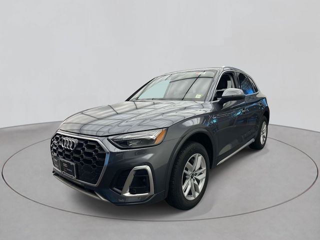 Daytona Gray Pearl Effect 2023 Audi Q5 SUV / Crossover All-Wheel Drive 7-Speed Automatic