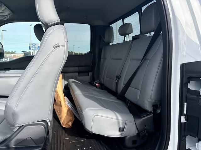 New 2026 Oxford White Ford F-450® XL image 15