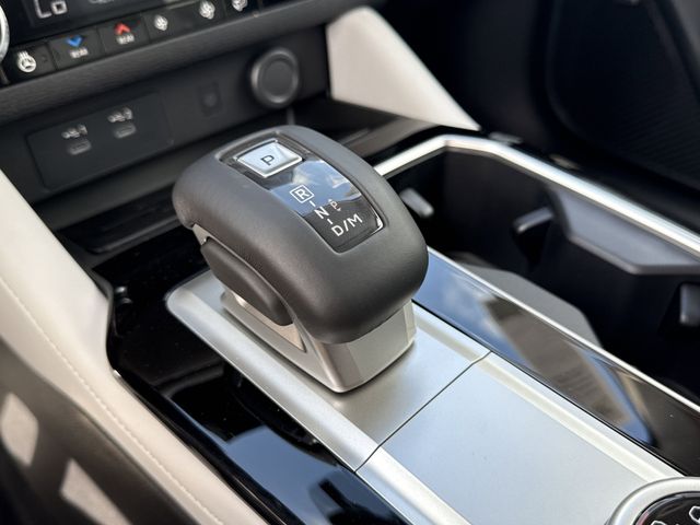 New 2025 Gray Mitsubishi SEL image 19