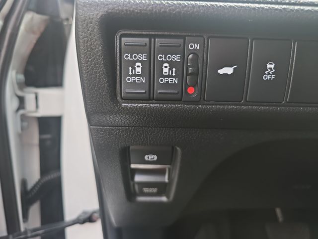 Used 2025 Honda Odyssey Van
