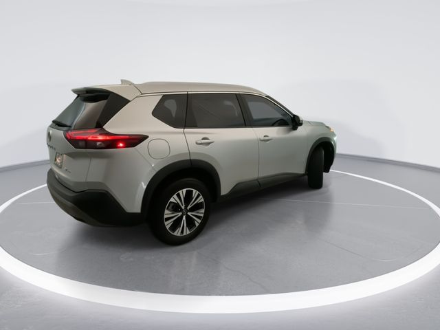 Used 2023 Silver Nissan SV image 4