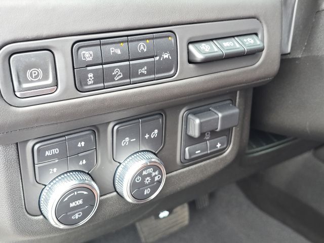 2024 GMC Yukon Denali Ultimate:46497A