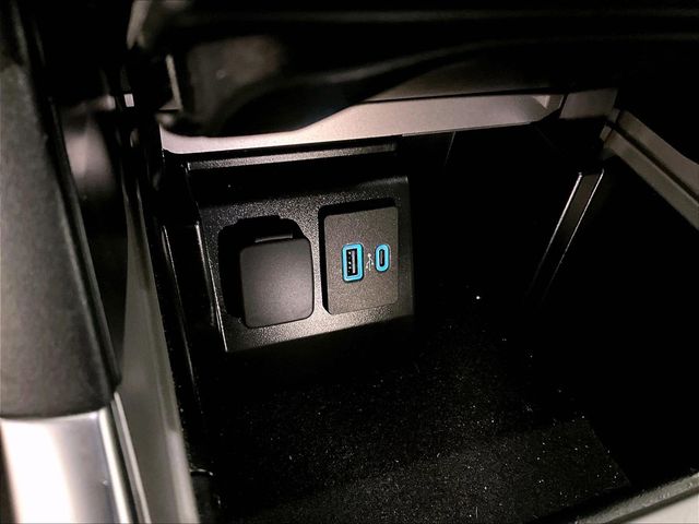 2023 Ford Explorer XLT Silver at Grove City Ford