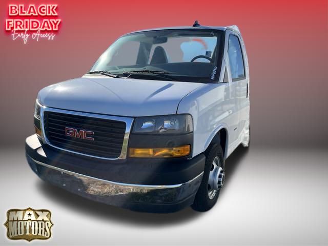 2023 GMC Savana 3500 Work Van 3