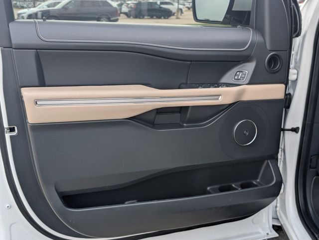 2022 Ford Expedition Limited - 9