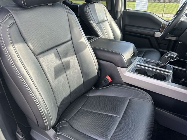 Used 2018 White Ford Lariat image 29