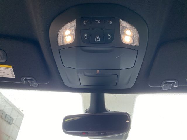 2026 Chrysler Pacifica Select - Silver Mist Clearcoat exterior view 15