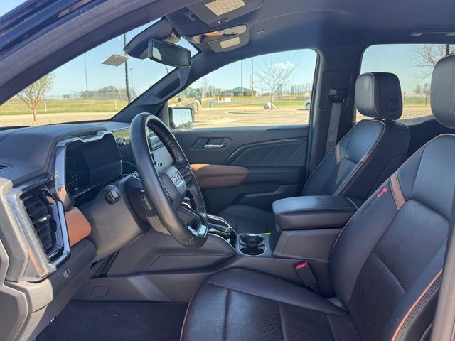 2023 GMC Canyon 4WD Crew Cab Short Box AT4