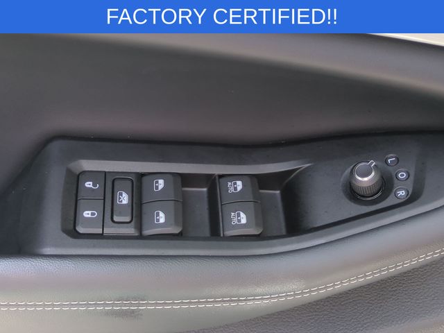 Used 2023 Silver Jeep Limited image 14