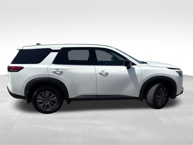 Certified Used 2025 White Nissan S image 9
