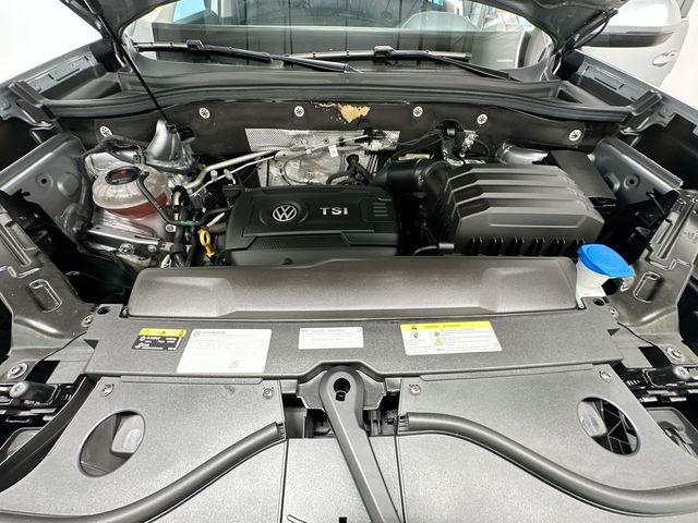 2023 Volkswagen Atlas 2.0T SE Silver at Sutliff Volkswagen