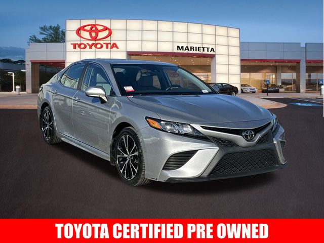 2020 Toyota Camry SE 1