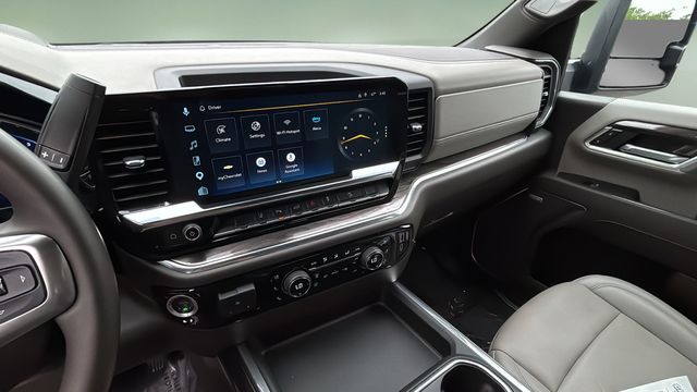 Used 2025 Gray Chevrolet LTZ image 25