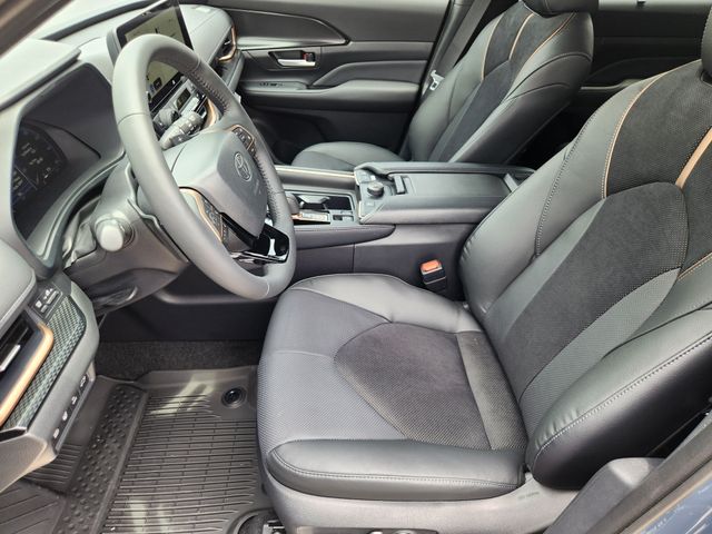 2026 Toyota Grand Highlander Hybrid MAX Platinum White at Gullo Toyota