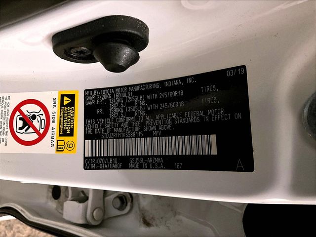 2019 Toyota Highlander XLE White at Subaru and VW of Moon Township