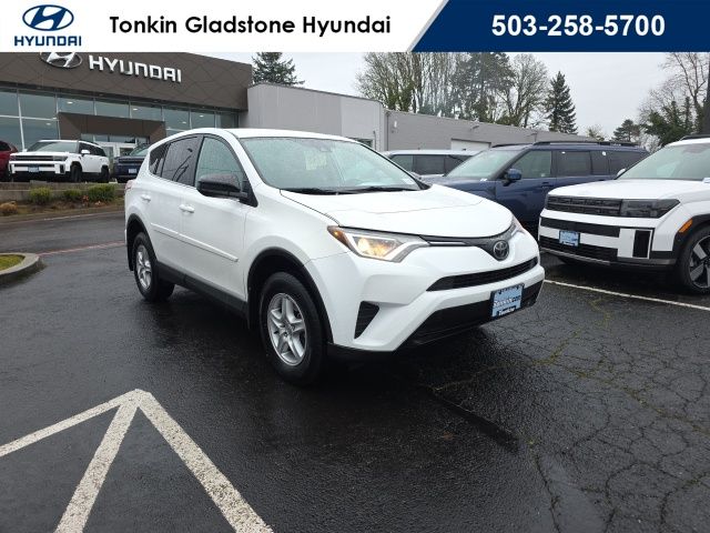 2017 Toyota RAV4 LE AWD