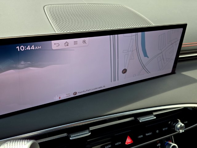 2027 Genesis Gv70