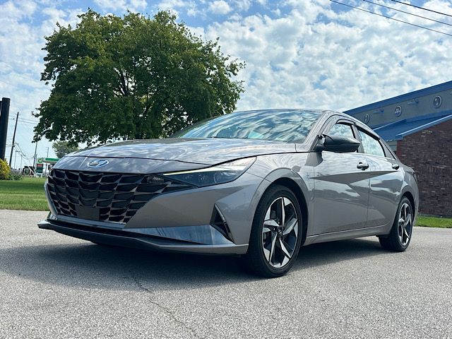 2022 Hyundai Elantra Hybrid Limited FWD