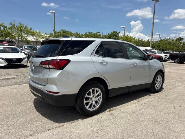 2022 Chevrolet Equinox - $18,988