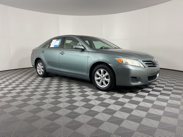 2010 Toyota Camry LE 2