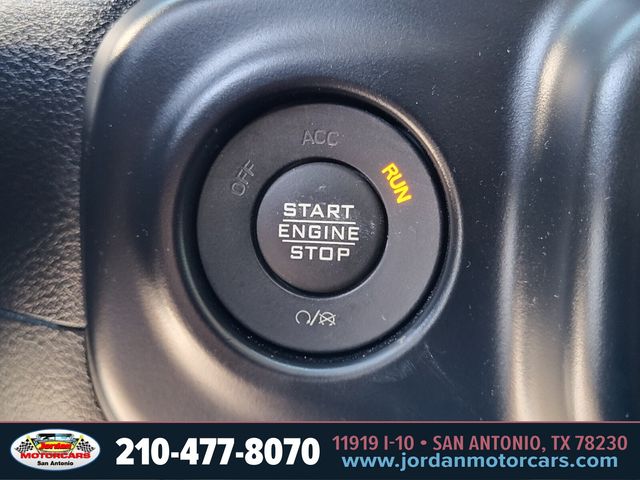 Used Car 2022 Jeep Gladiator  Mojave For Sale Under $40,000 In San Antonio, Texas