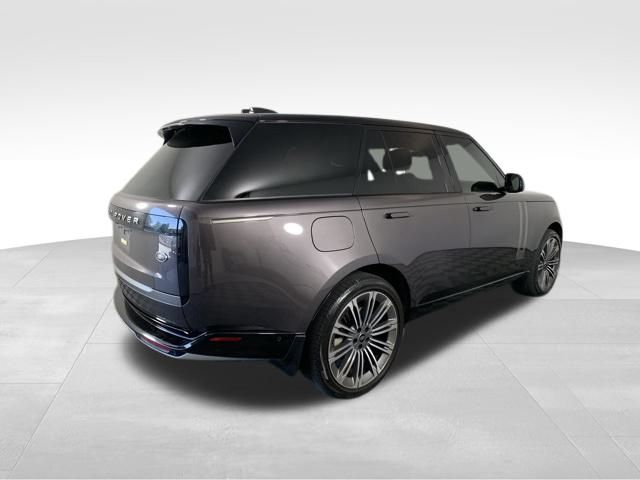 2023 Land Rover Range Rover SE 6