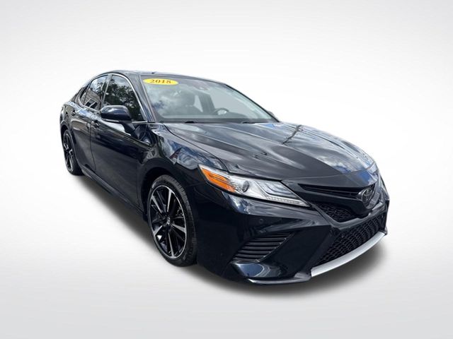 Midnight Black Metallic 2018 Toyota Camry Sedan Front-Wheel Drive 8-Speed Automatic