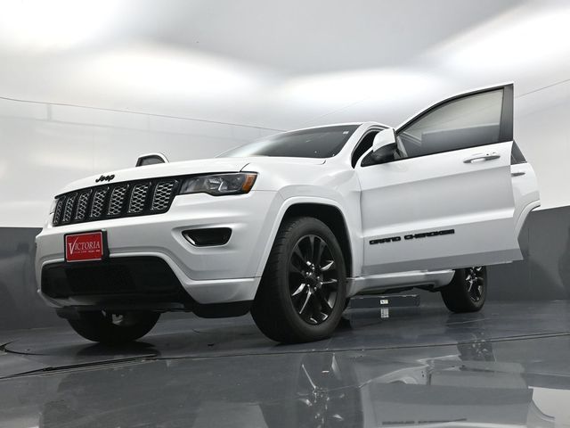 2020 Jeep Grand Cherokee Altitude White/off-white at River Oaks CDJR
