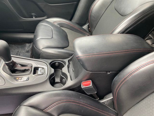 2019 Jeep Cherokee Trailhawk - Billet Silver Metallic exterior view 19