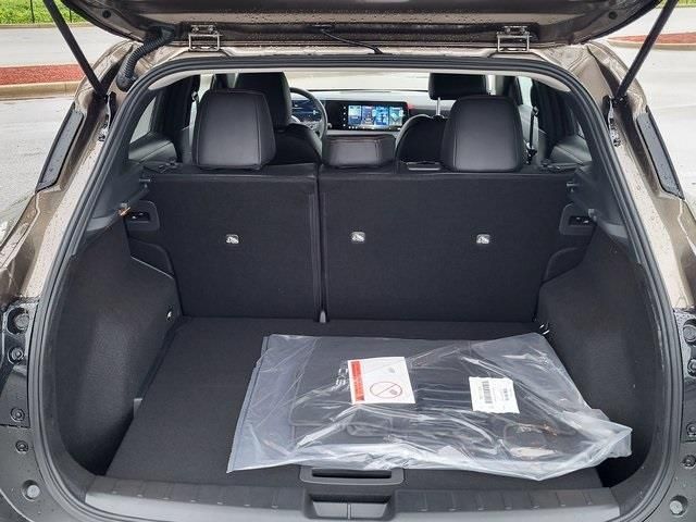 New 2026 Brown Nissan SR image 4