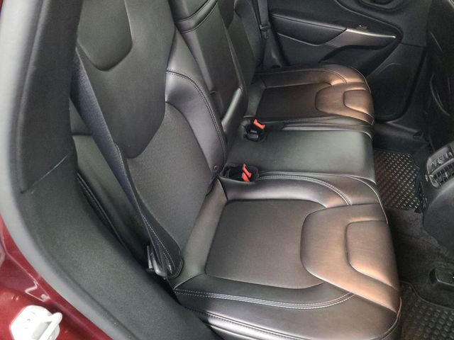 2019 – Jeep – Cherokee