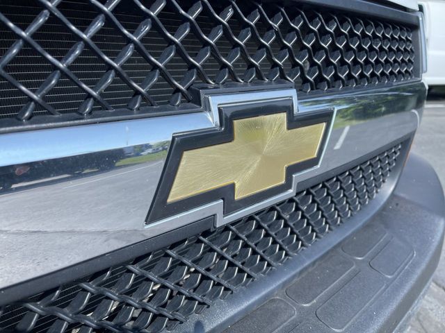 Used 2023 Chevrolet Express 2500 For Sale in New Hudson, MI