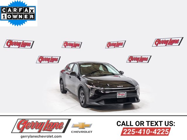 Aurora Black Pearl 2025 Kia K4 Sedan Front-Wheel Drive Continuously Variable Transmission
