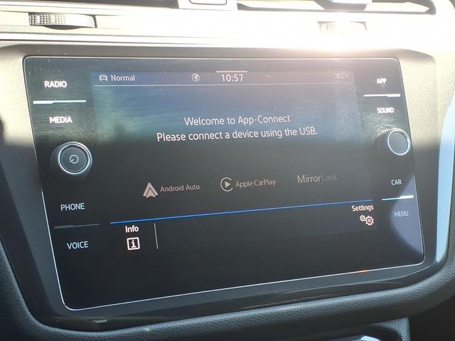 2023 Volkswagen Tiguan - Image 16