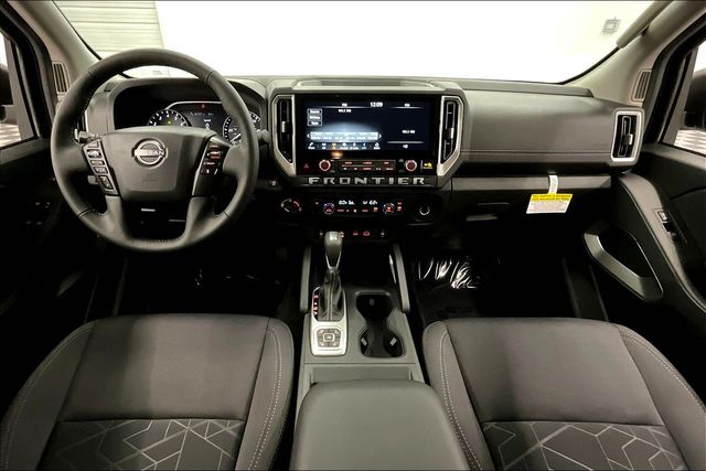 View vehicle photo 6