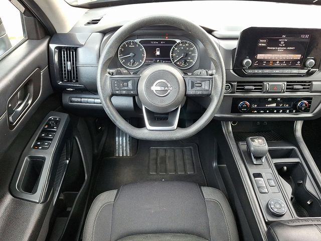 2023 Nissan Pathfinder S - Photo 12