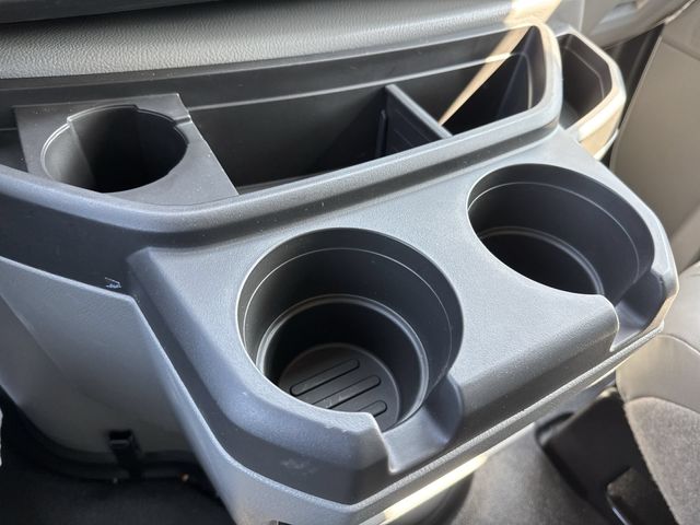 New 2027 White Ford 16FT BOX/LIFTGATE image 30