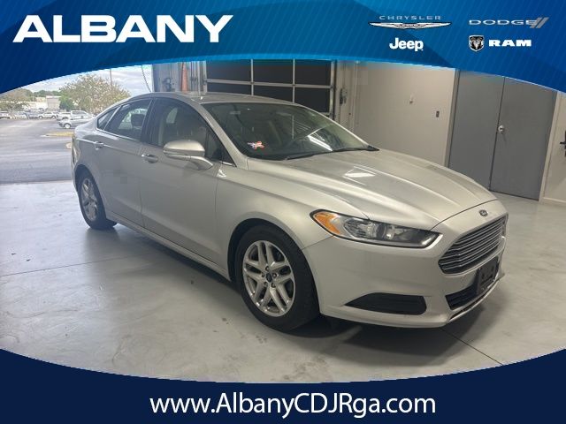 Ingot Silver 2015 Ford Fusion SE Sedan Front-Wheel Drive 6-Speed Automatic
