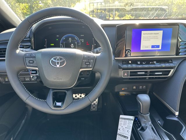 2025 Toyota Camry SE 7