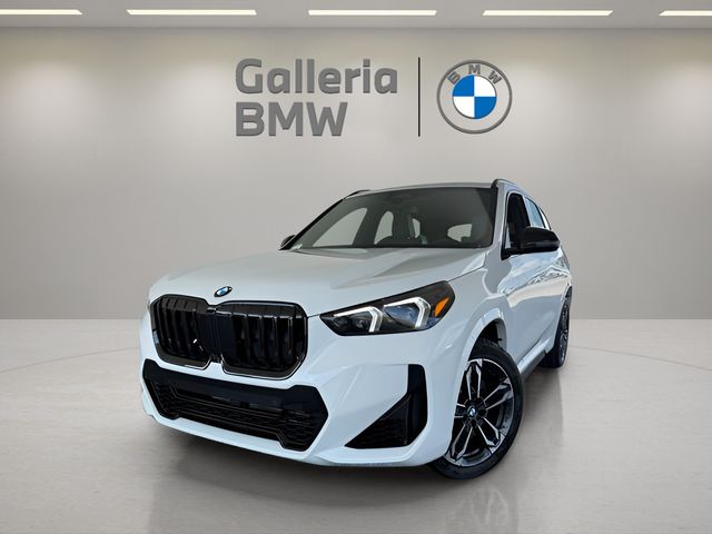 2026 BMW X1 28i's photo