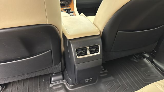 Used 2021 White Lexus 350 image 21
