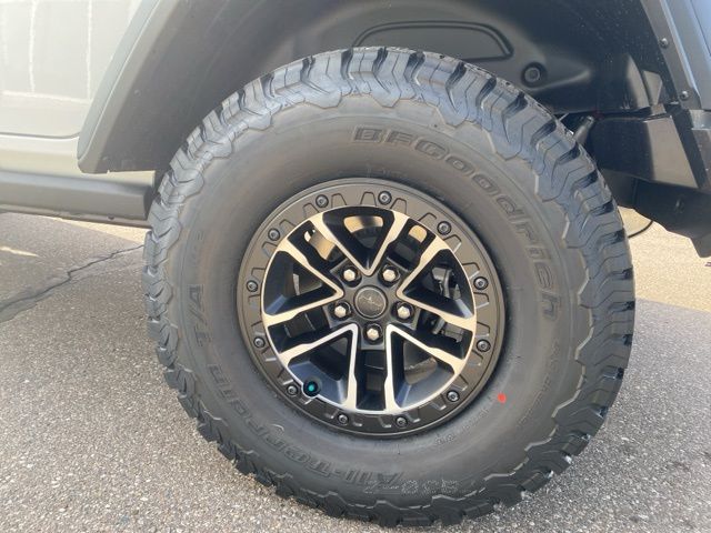 2026 Jeep Wrangler Willys - Bright White Clearcoat exterior view 9